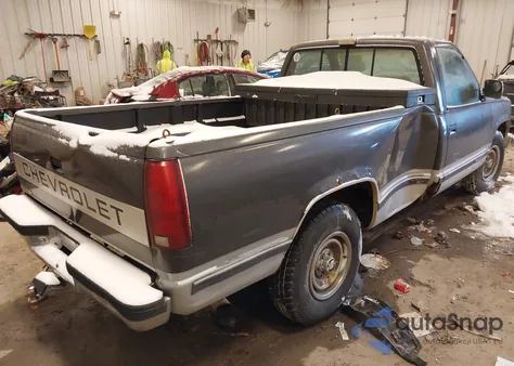 1993 Chevrolet Gmt-400 C2500 из США, поврежденный, VIN 1GCFC24K9PZ123200